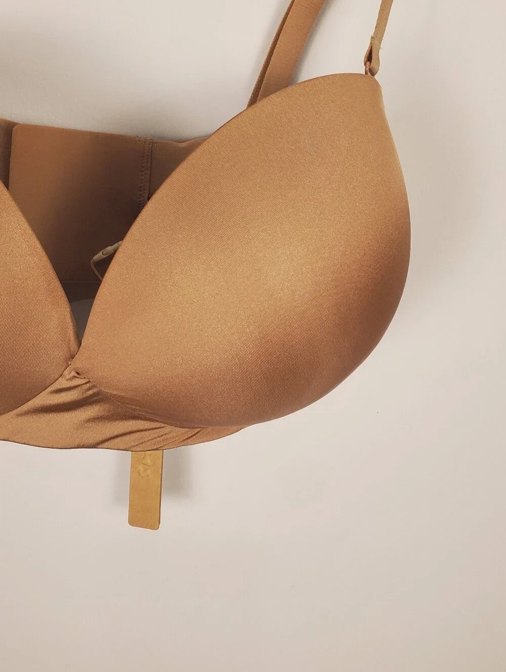 Skims Ultimate Push-Up Strapless Bra Size 34DDD NWT